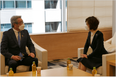 会見オフショット