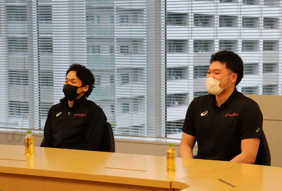 和気あいあいとした雰囲気でお話されていました